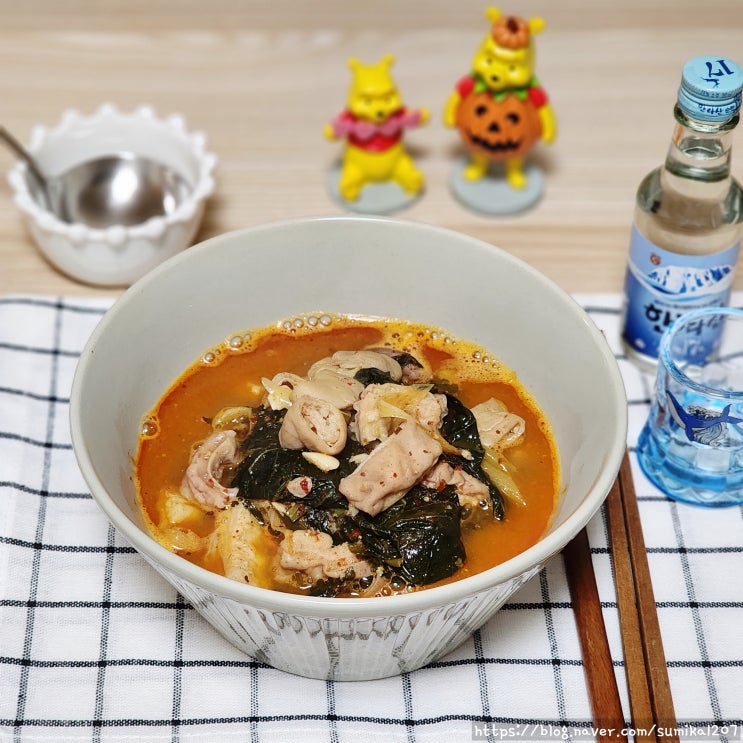 삽교할머니곱창 돼지곱창전골 밀키트 칼칼한 소주 안주로 딱! 삽교할머니곱창 돼지곱창전골 밀키트 칼칼한 소주 안주로 딱!