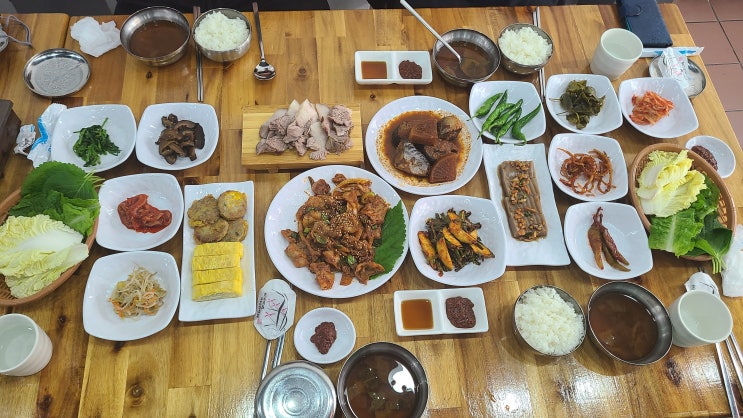 서귀포 올레시장맛집 제주 한끼 15첩반상이 9천원 서귀포 올레시장맛집 제주 한끼 15첩반상이 9천원