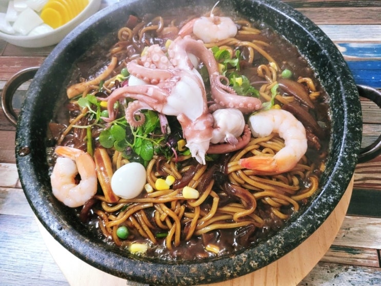  부산 연산동 연산토곡 점심 맛집 이태원돌짜장 중 사이즈 후기