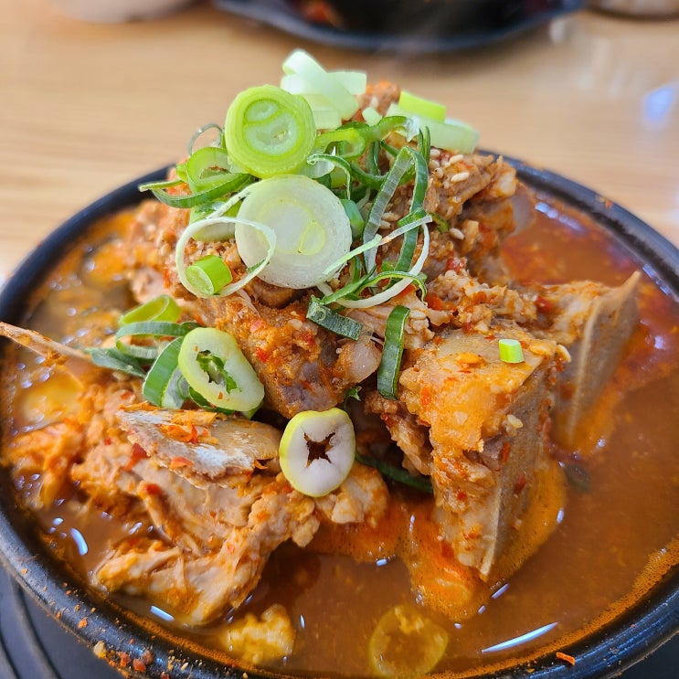  [전주 전북대 맛집] "해이루" :: 산더미처럼 쌓인 고기가 매력적인 감자탕!