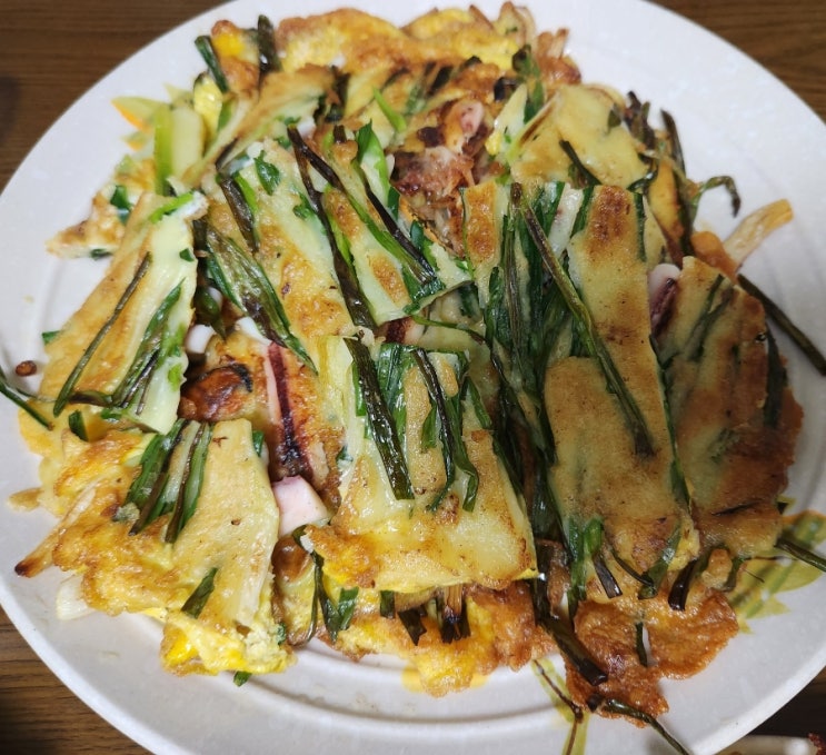  바삭하고 고소한 해물파전 짱맛탱~