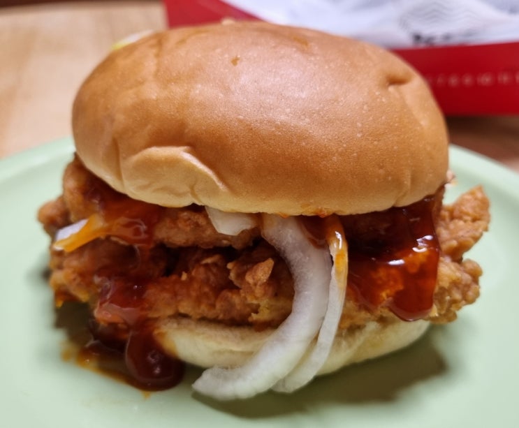  kfc::10월 한정 신메뉴 블러디 그레이비 버거 솔직 후기