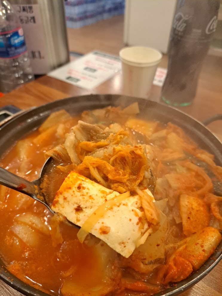  천안 김치찌개 맛집 장군꼬들살전문점 푸짐한 점심식사 후기