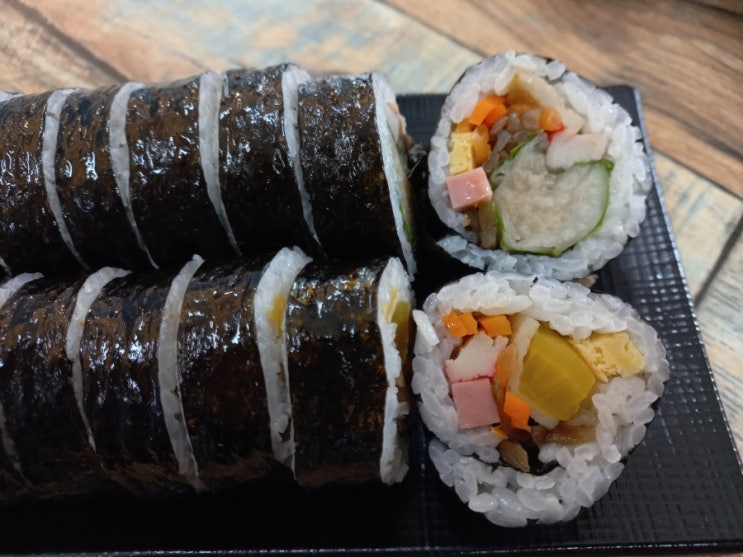  인천 송림동 김밥속의 단무지