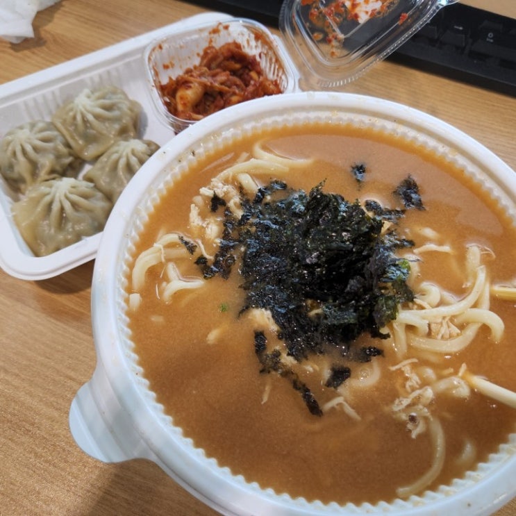  [회사원점심] 현풍닭칼국수 화명점 :: 얼큰닭칼국수 + 갈비고기만두 :: 22.07.18