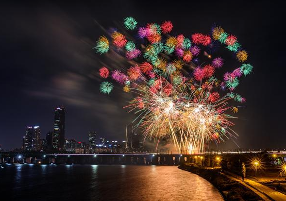  불꽃축제 서비스 먹통지역에 지분이 있어야