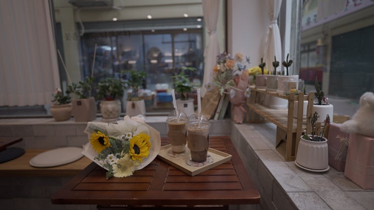  경북 상주| 남성동 이색적인 꽃 카페, 니어앤디어cafe