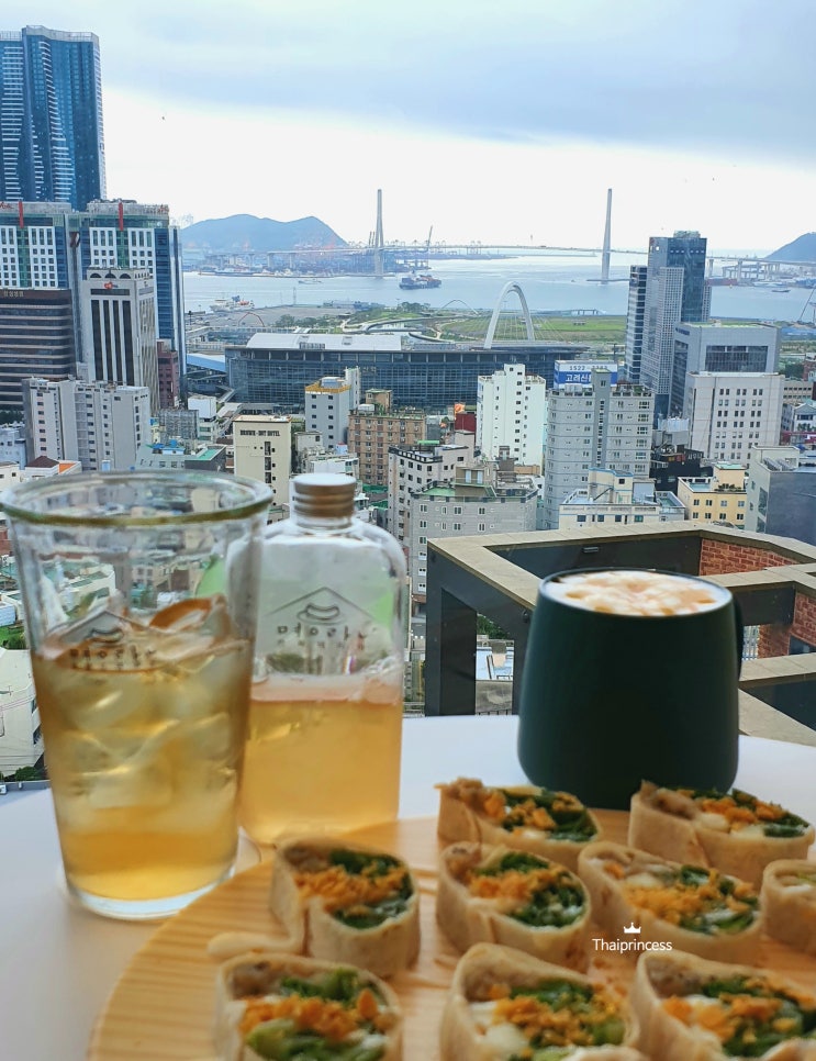  부산뷰맛집 부산여행원도심추천코스,부산역~초량이바구길 명란브랜드연구소