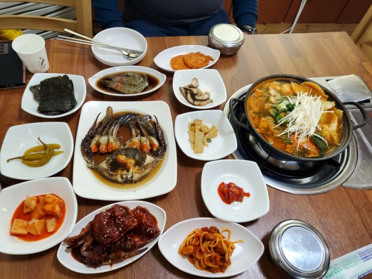  천수만꽃게장 태안 게국지맛집.청산수목원주변맛집