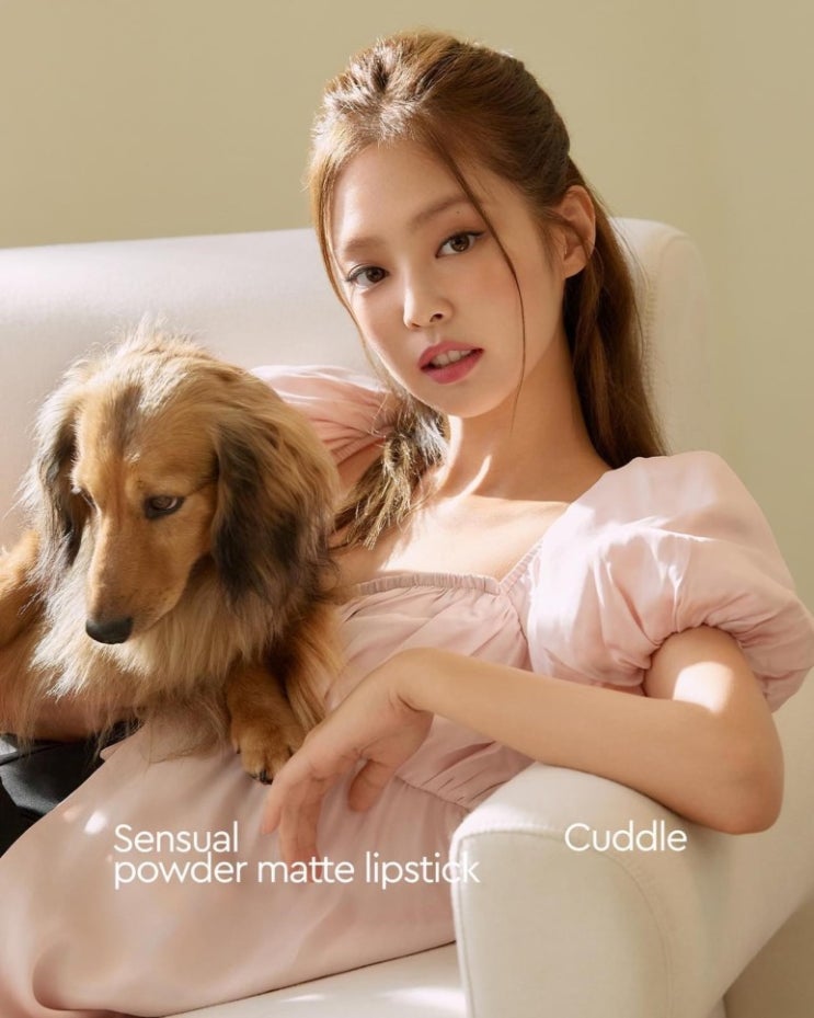 블랙핑크 제니, 헤라 여신 강림..우아하고 고급스러운 이미지와 자신감 넘치는 열정이 돋보여 블랙핑크 제니, 헤라 여신 강림..우아하고 고급스러운 이미지와 자신감 넘치는 열정이 돋보여