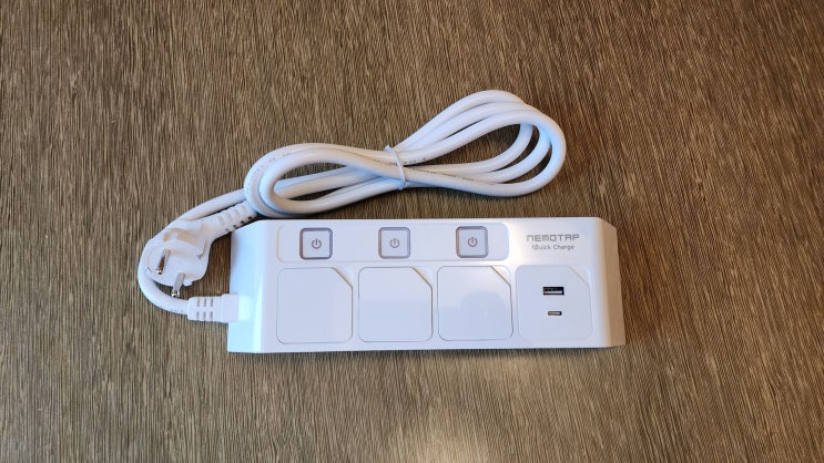  고속충전 USB 멀티탭 C type 포트가 장착된 네모탭