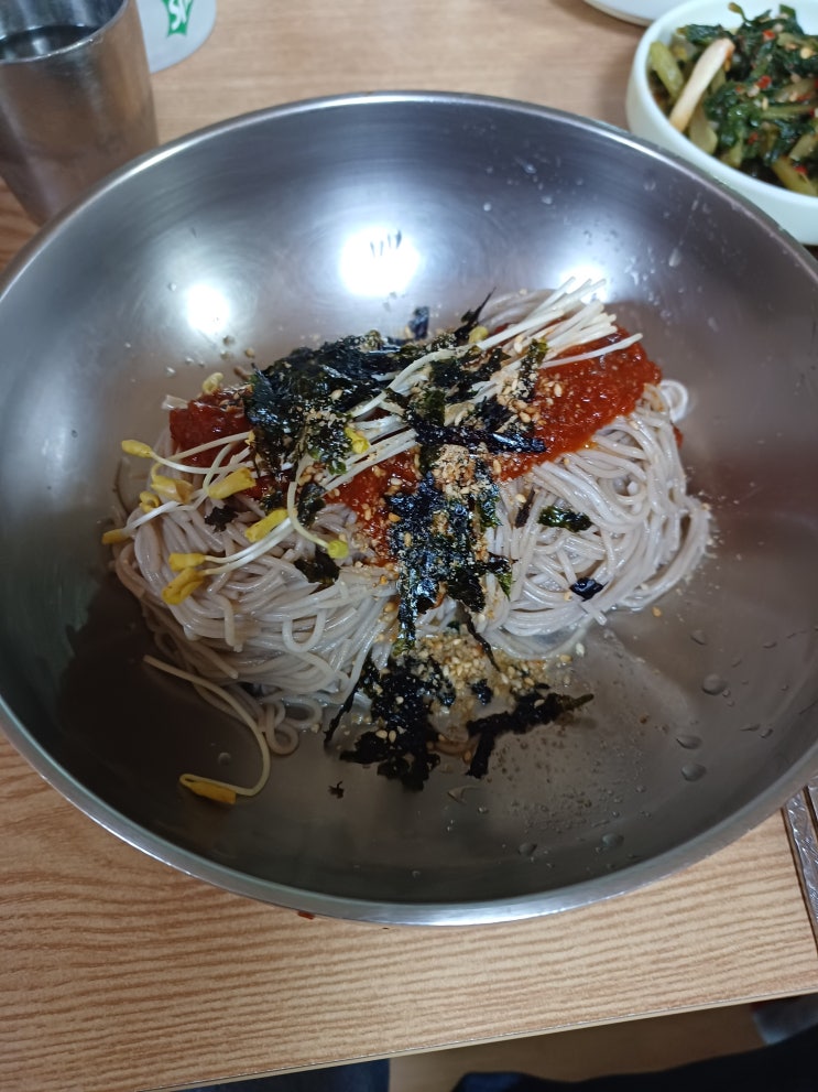  동치미 국물이 맛난 춘천 막국수 맛집 오수물막국수
