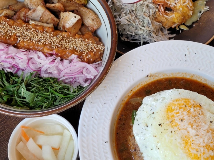 행궁동 밥집 조화로움이 좋았던 행궁식탁 행궁동 밥집 조화로움이 좋았던 행궁식탁