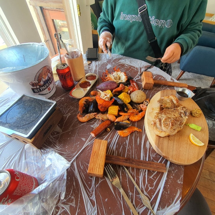  제주도 커플여행 갈만한곳 제주 용두암 맛집 더비치크랩 제주공항점