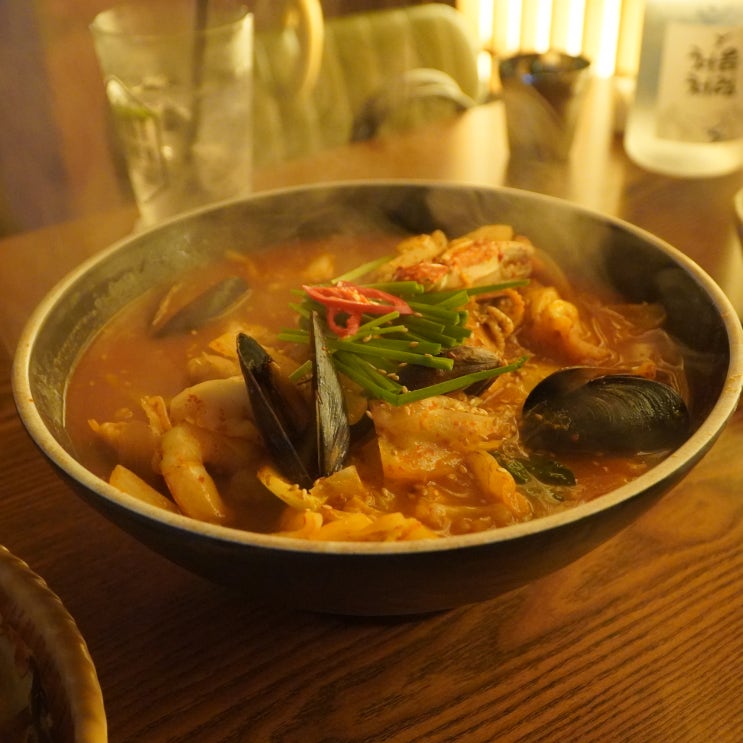  샤로수길 술집 깔끔한 한국식 주점 [ 조선pub에디 ]
