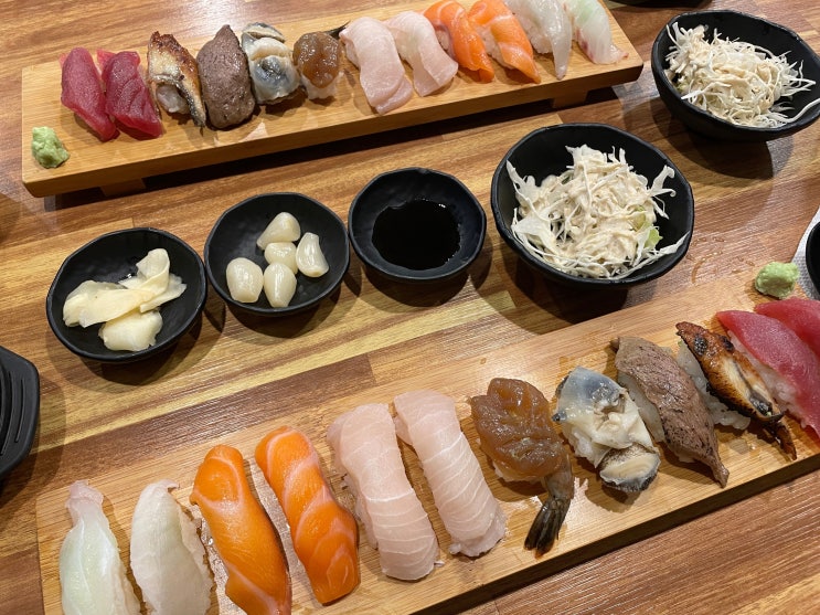  [방배 맛집] 신비초밥 | 방배동 스시 & 사시미 추천 / 서초 방배 초밥 맛집 / 강남 초밥 맛집 신비초밥 / 광어, 연어, 황새치, 생새우, 장새우, 참치, 장어 / 서래마을