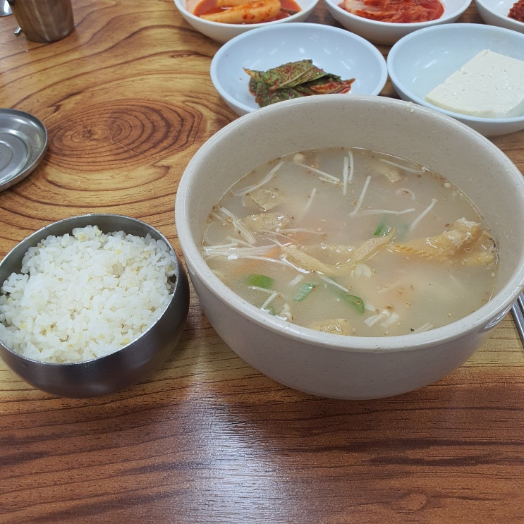  평창 근처 맛집 황태회관 1번지 황태해장국 먹었습니다.