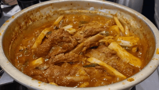  국물이 끝~내주는 백두네 등갈비찜&곱창/터미널맛집/이천등갈비맛집/이천닭볶음탕맛집