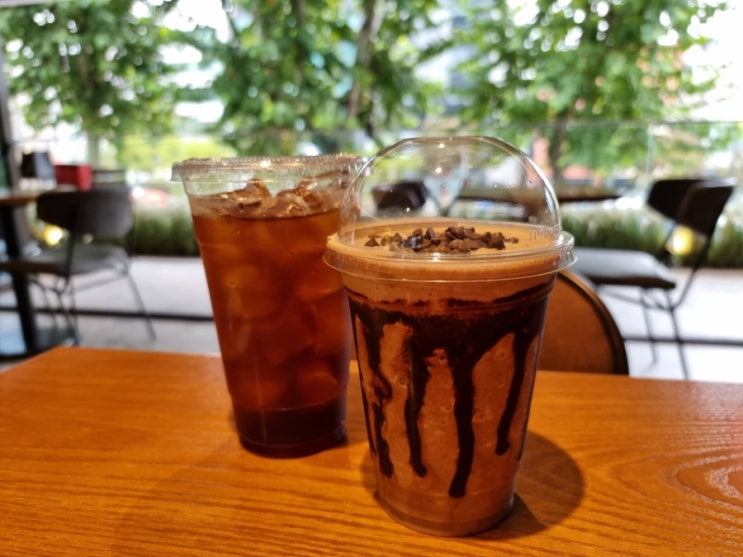  [ 강남카페 신논현카페 ] 엔커피스튜디오 분위기 좋아요 ! 뷰도 좋아요