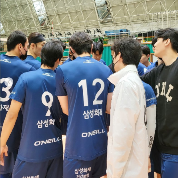 22-23 V리그 남자배구 삼성화재 성적예상(22V리그, 개막, 라인업, 예상순위, 일정, 감독, 외국인선수, 신인, 세터, 이크바이리, 황경민, 신장호, 문제점)