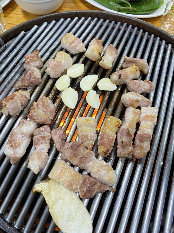  동해 ‘장군주먹고기’, 두툼한 주먹고기 맛집, 현지인 추천