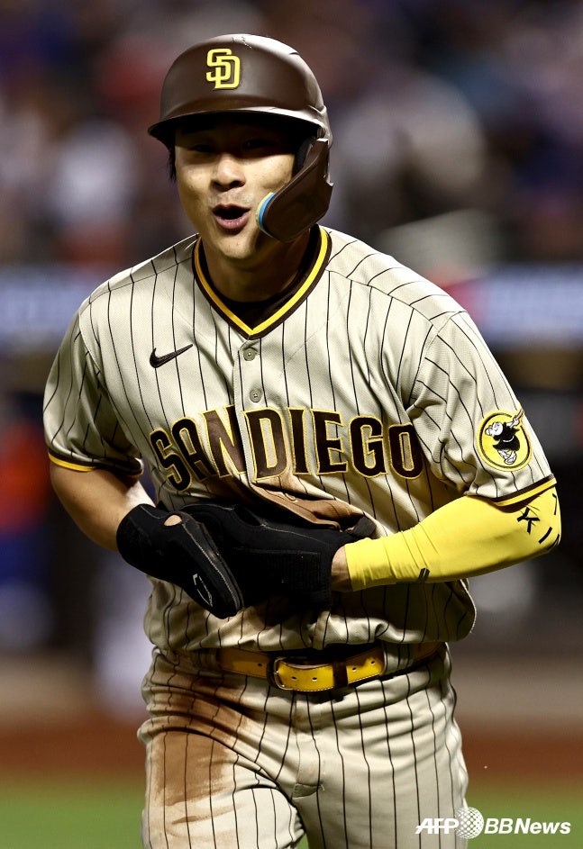 2022.10.10 김하성 3볼넷 3득점 1도루... '89승' SD, '101승' NYM 꺾고 NLDS 진출 [NLWC]