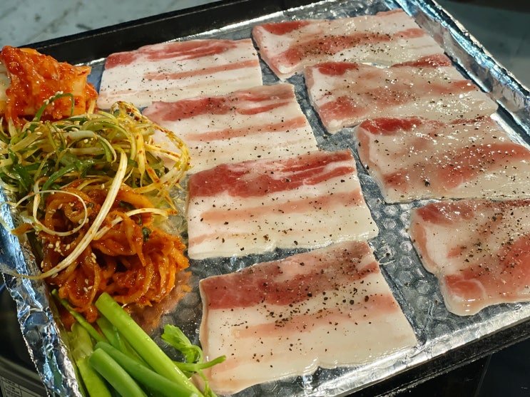  [88로타리집 구리돌다리점] 레트로분위기의 구리 돌다리 냉삼 맛집