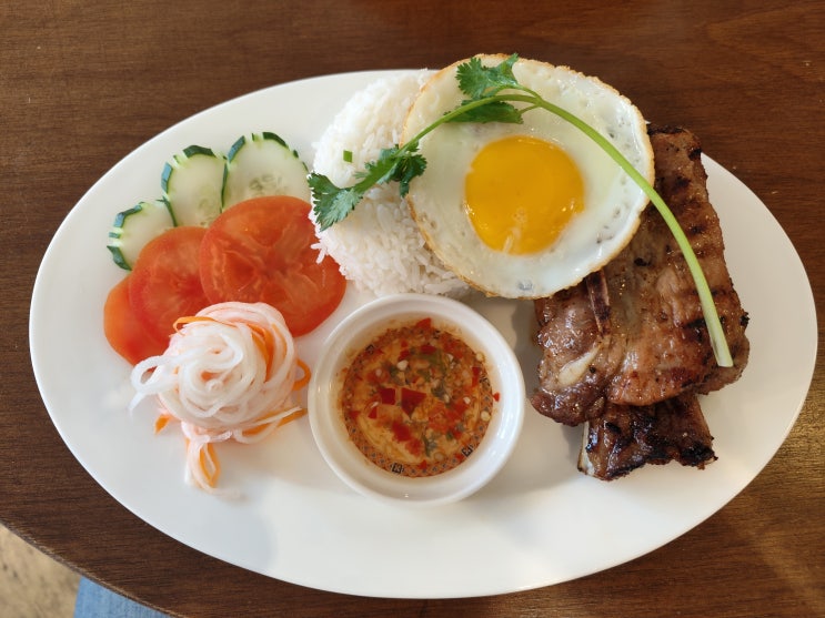 굿손 망원점 한국사람 입맛에 잘맞는 베트남 반미 껌승 망원역 맛집