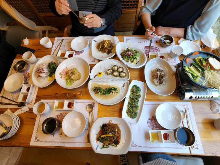  고즈넉한 한옥, 애견동반 가능하고 가족모임 하기 좋은 경기광주 예전한정식 내돈내산 후기