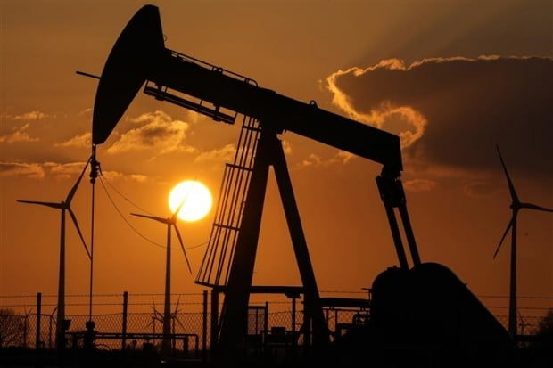 OPEC+ 감산 합의후 올랐던 국제 유가 다시 하락 OPEC+ 감산 합의후 올랐던 국제 유가 다시 하락
