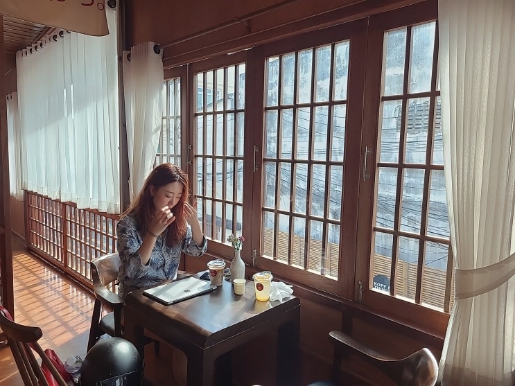  치앙마이 올드타운 카페 Koff & Things.th