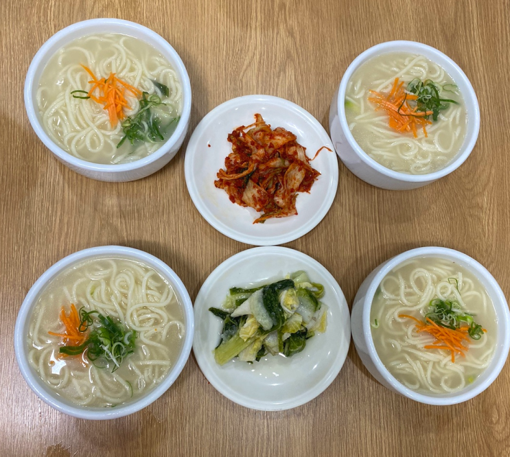 연희동 맛집 깔끔한 국물이 일품인 연희동칼국수 본점