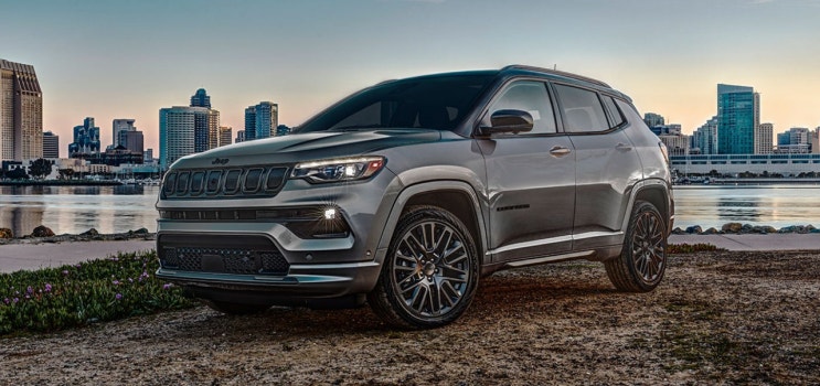  2022 지프 컴패스 페이스리프트, 오프로드 대표 브랜드의 젊은 SUV