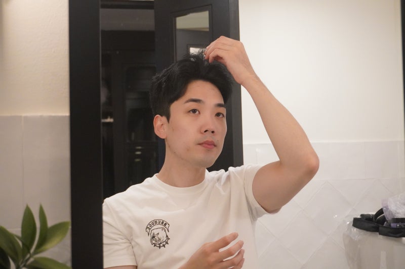 셀리그램 프로 스타일링 하드 왁스로 남성 헤어스타일링을 완성하세요. 2