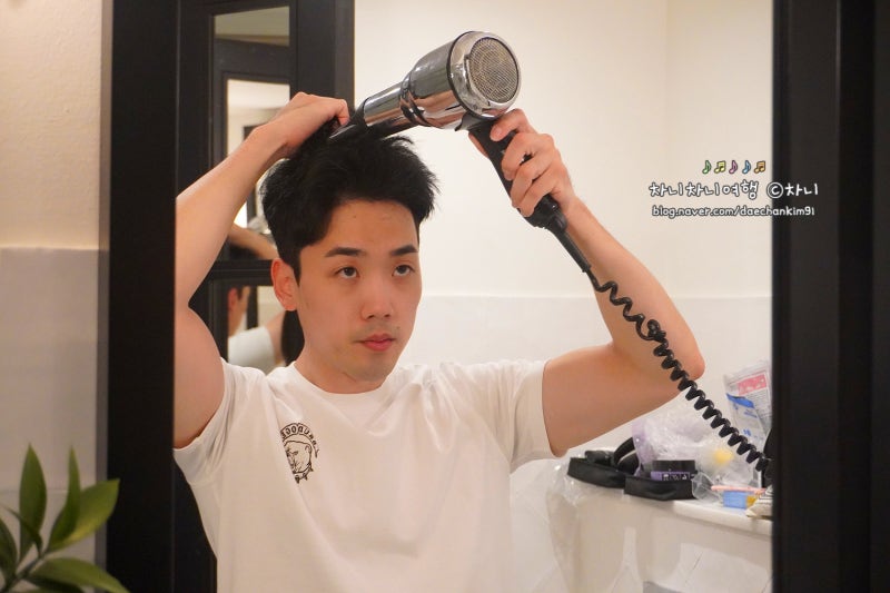 셀리그램 프로 스타일링 하드 왁스로 남성 헤어스타일링을 완성하세요. 4