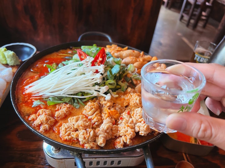 [마곡이자카야] 메뉴 이름 그대로 명품 알마니 알탕! 두꺼비숙성횟집