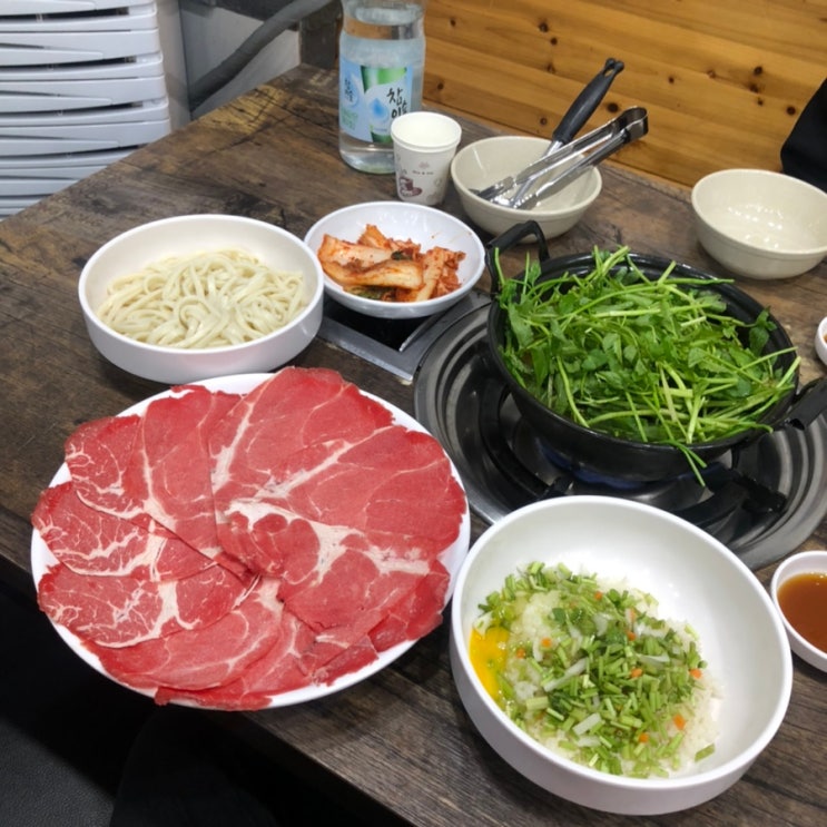  송도 등촌칼국수 샤브 면 볶음밥까지 코스로 즐기는 맛집