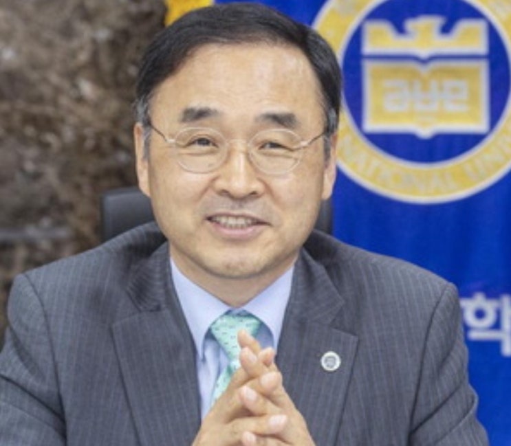이런 인물이 <b>부산대총장</b>이라니? 차정인 부대 총장 "조민 의전원... 