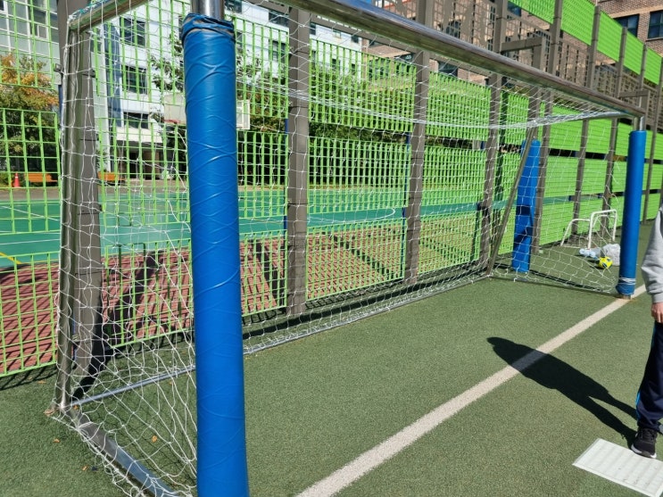  [날개스포츠] 서울신동중학교 축구골망 교체, 축구골망 설치 작업