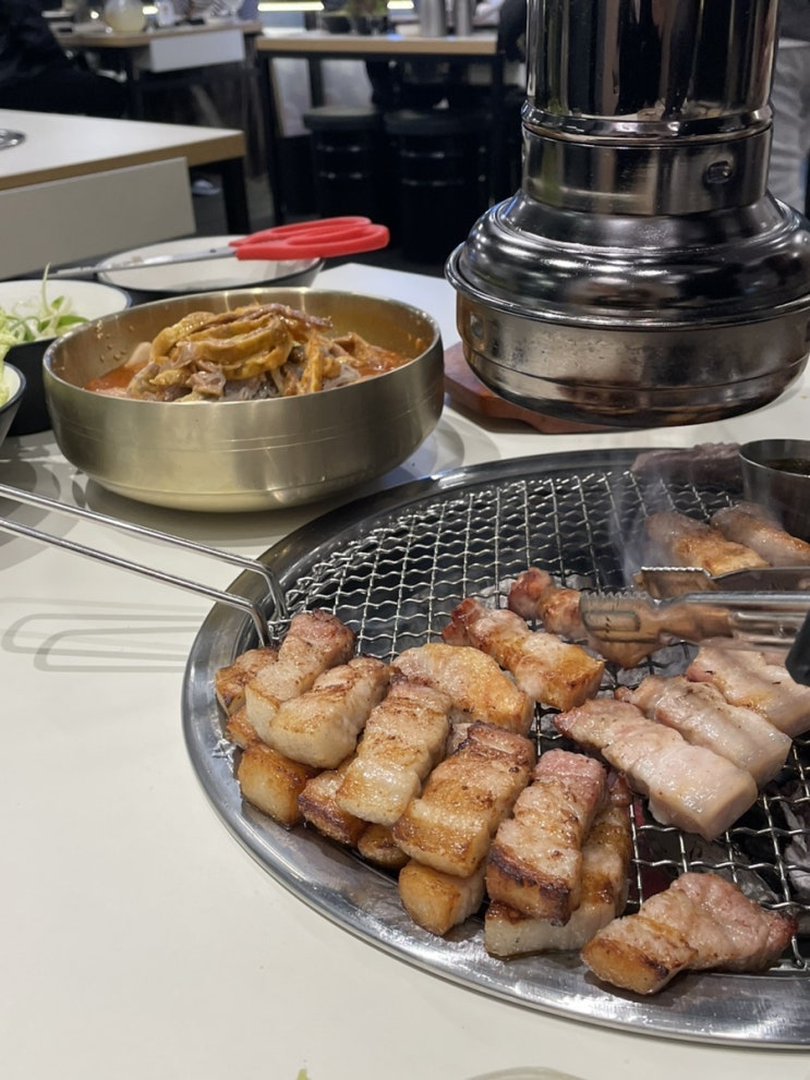  합정역 고기집 합정역 삼겹살 진짜 찐맛집 - 다독이네 숯불구이 