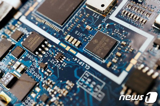 美 대중 반도체 수출 제한, 中 자립만 도울 뿐 美 대중 반도체 수출 제한, 中 자립만 도울 뿐