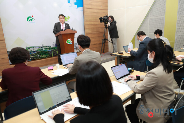  '취임 100일' 김영환 지사 "새로운 충북 위한 밑그림 완성"