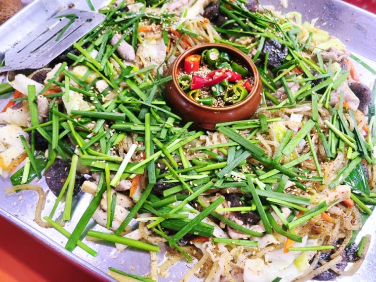 신림동 순대타운 변함없는 추억의 맛 백순대 오랜만에 냠냠 신림동 순대타운 변함없는 추억의 맛 백순대 오랜만에 냠냠