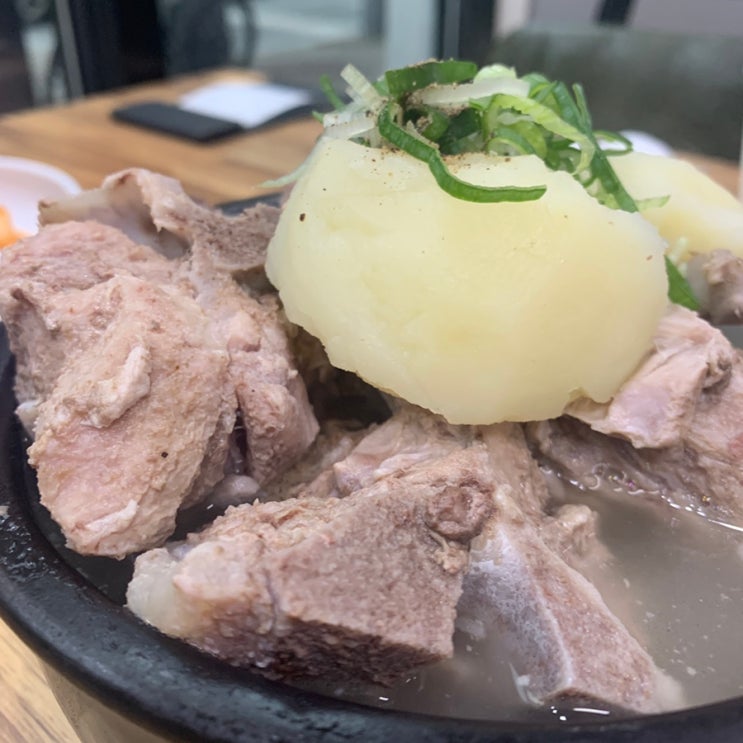  경북 영주 맛집 명동감자탕(백종원의 3대천왕, 백년가게)