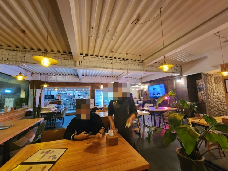  [춘천 치킨맛집ㅣ석사동 치킨맛집] 홀에서 먹은 쭈노치킨 석사점 방문후기