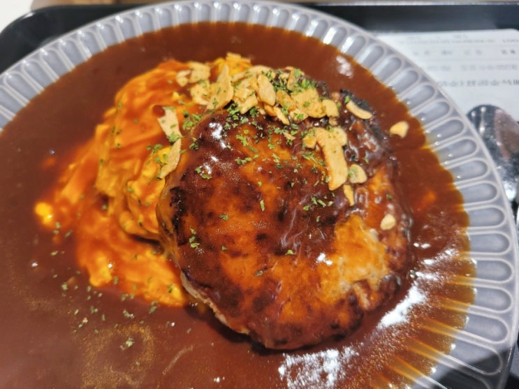 부산 이마트 트레이더스 연산점 푸드코트 식당가 맛집 투어(육첩반상, 써든스테이크, 던킨) 부산 이마트 트레이더스 연산점 푸드코트 식당가 맛집 투어(육첩반상, 써든스테이크, 던킨)
