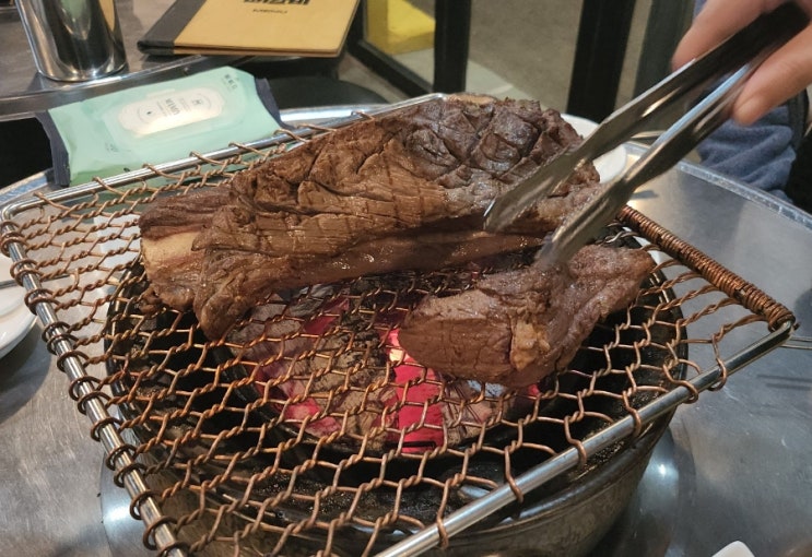  [금천] 무시칸 가산점 - 거대한 우대 갈비를 맛있게 즐길 수 있는 가성비 좋은 가산 소고기, 가산 우대갈비 맛집