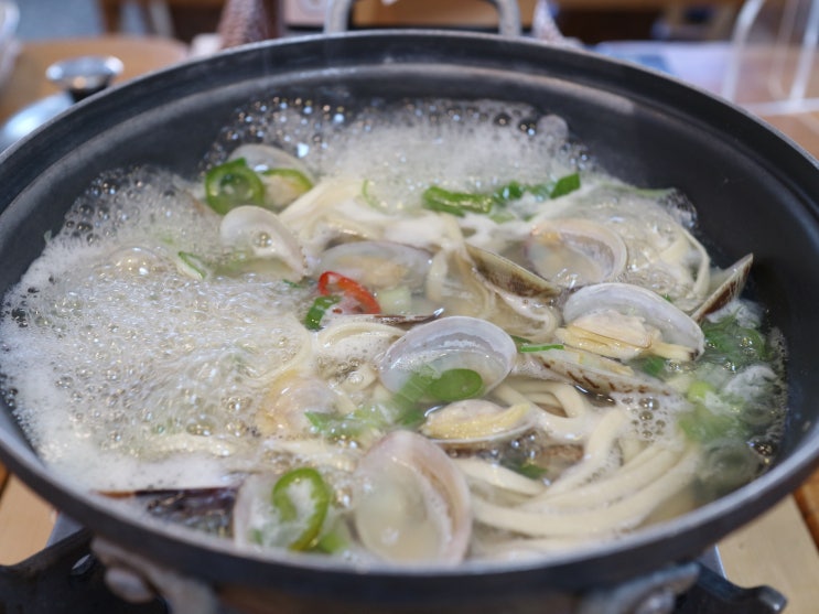  [대부도 맛집] 간장게장과 칼국수의 조화! 윤숙이네 우리밀손칼국수