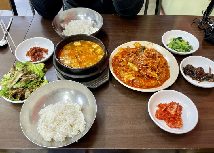 경성대부경대밥집 먹돌이식당 가성비 좋은 두루치기 맛집