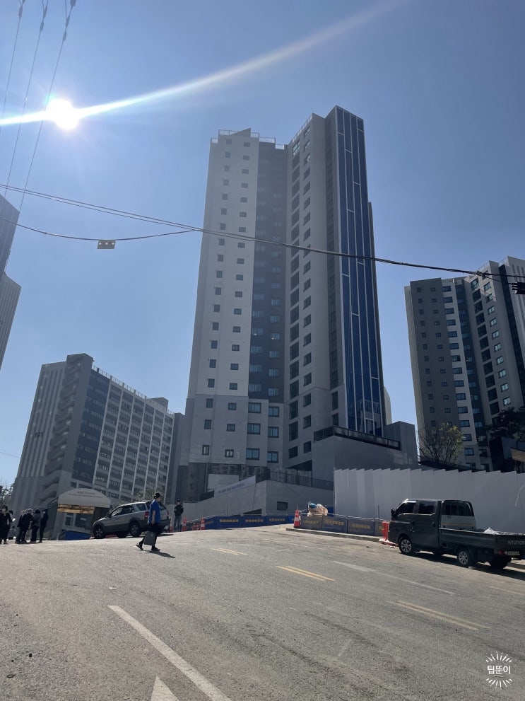 마포 더클래시 사전점검 다녀왔어요. 단지 평탄화도 잘 되고, 조경도 훌륭하네요. 한 번 같이 봐요